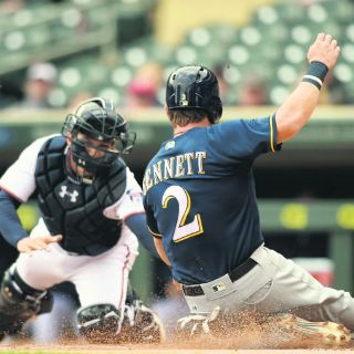 Milwaukee frena a los Mellizos