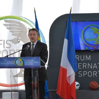 Francia ampliaría alerta hasta final de Euro y del Tour