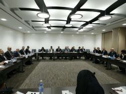 Las conversaciones de paz en Ginebra buscan negociar una salida a la guerra que ha cobrado la vida de 270 mil personas. EFE / D. Balibouse