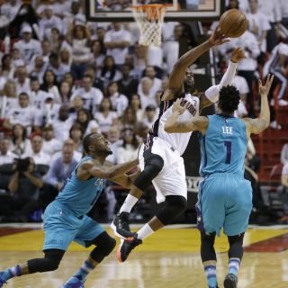 Miami Heat gana a Hornets