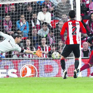 Atlético de Madrid no se despega de los culés