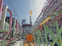 Pemex busca vender alguna de las seis refinerías; pierden cerca de 100 mil mdp cada año. SUN / J. Reyes