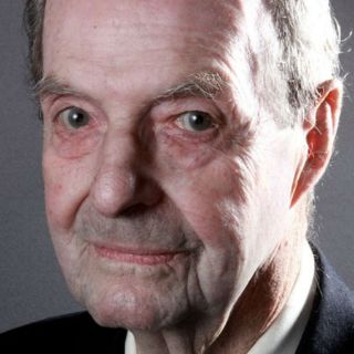 Fallece Guy Hamilton, director de 'James Bond'