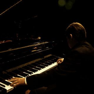 Sergio Zepeda celebra 25 años de carrera con causa