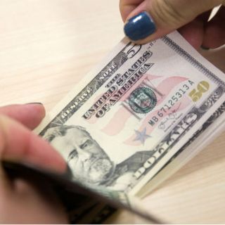 Llega dólar a 17.80 pesos en bancos de la Ciudad de México