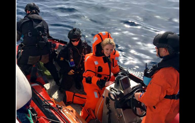 Su 'hazaña' fue realizada con un traje que la cubría de la cabeza a los pies. FACEBOOK / Sylvi Listhaug