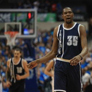 Thunder y Raptors recuperan ventaja de campo; Rockets logran primera victoria