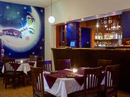 Para acompañar, La Noche Azul brinda una amplia carta de vinos, licores, digestivos y bebidas preparadas. ESPECIAL / La Noche Azul