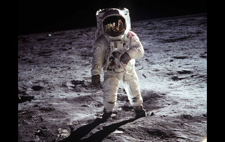 El lente diseñado para la Hasselblad Electric Data Camera fue usado para tomar unas 300 fotos en la luna. ESPECIAL / rrauction.com