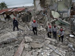 Desde el terremoto del sábado, se han registrado 725 réplicas, seis de ellas fueron de magnitud mayor a seis. AP / R. Abd