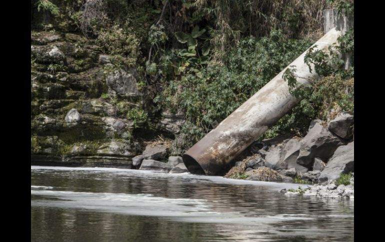 La ciudadanía sigue padeciendo enfermedades relacionadas de forma directa o indirecta con la grave contaminación del río. EL INFORMADOR / ARCHIVO