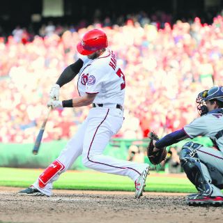 Óliver Pérez gana kilométrico juego