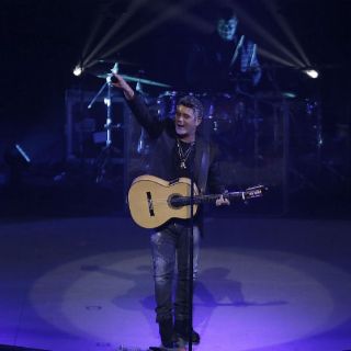 Reconocen a Alejandro Sanz por postura contra violencia de género