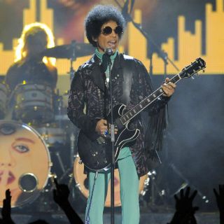 Se disparan ventas de música de Prince