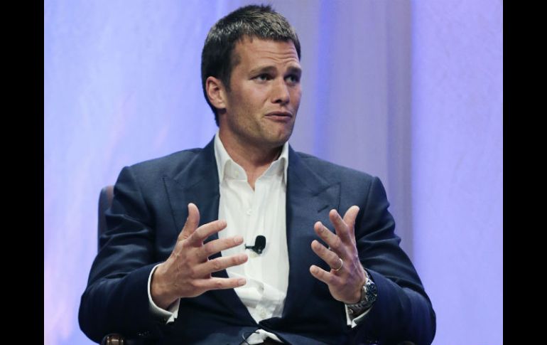 Brady ha negado haber hecho algo fuera del reglamento de la NFL. AP / ARCHIVO