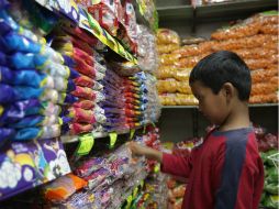 El consumo de azúcar provoca que se incremente la ingesta de más alimentos y más bebidas, según investigadores. EL INFORMADOR / ARCHIVO