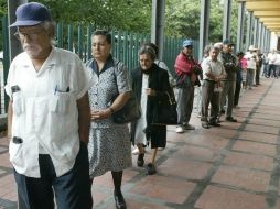 Niegan que el Gobierno federal tenga alguna iniciativa para modificar el actual régimen de pensiones y jubilaciones en el IMSS. EL INFORMADOR / ARCHIVO