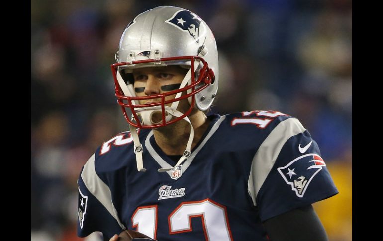 La sanción es impuesta luego de que una investigación concluyó que Brady sabía del un esquema para desinflar balones. AP / ARCHIVO