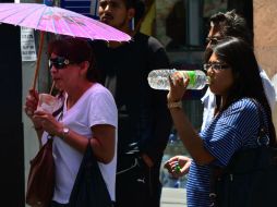 Autoridades remarcaron la importancia de tomar precauciones para evitar golpes de calor. EL INFORMADOR / ARCHIVO