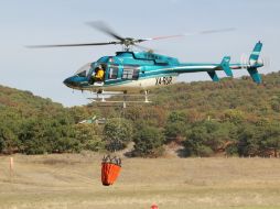 Destacan que la nueva aeronave ayudará a los brigadistas a trabajar de forma más eficiente. ESPECIAL / www.jalisco.gob.mx/