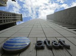 Los ingresos totales por servicios de red móvil de AT&T en el país ascendieron en estos tres meses a 537 MDD. EFE / ARCHIVO