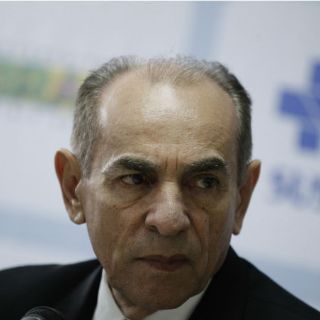 Renuncia el ministro de Salud de Brasil ante brote de zika