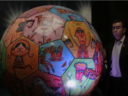 A partir del 11 de mayo se colocará una exposición de 60 balones en el Paseo de la Reforma. EFE / A. Cruz