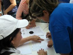 La oposición espera recolectar en 48 horas las rúbricas requeridas para el proceso. NTX / Especial