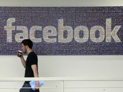 Los usuarios diarios de Facebook aumentaron a mil 090 millones. AP / ARCHIVO