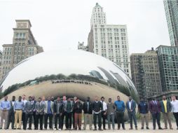 Elegibles. El grupo de prospectos para este año posa previo a la celebración del Draft 2016. AP /