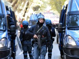 Agentes de la policía de las ciudades de Milán, Lecco y Varese participaron en las acciones. AFP / ARCHIVO