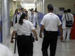 Los medicos temen ser atacados por atender heridos; autoridades no evitan que sean blanco de la delincuencia, denuncian. EL INFORMADOR / ARCHIVO