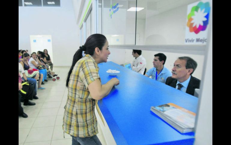 Los directores de áreas deben presentar en dos semanas los nombres de los administrativos que dejarán la Secretaría de Salud. EL INFORMADOR / ARCHIVO