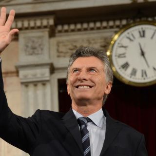 Sindicatos se movilizan contra Macri debido a despidos