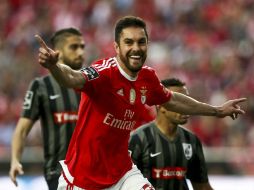 El único del encuentro fue del brasileño Jardel. EFE / A. Kosters