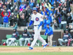 Wrigley Field. Matt Szczur celebra el grand slam que consiguió en el encuentro de ayer. AFP / D. Buell