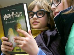 Entre los clásicos modernos que se recomiendan está Harry Potter, una historia fantástica escrita por la británica J. K. Rowling. EFE / ARCHIVO