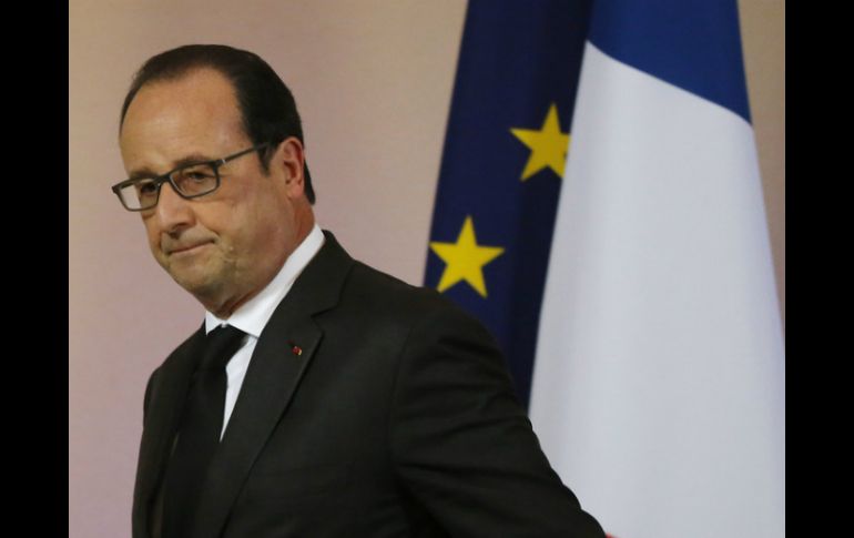 Su popularidad es también 11 puntos inferior al pico más bajo anotado por su predecesor, Nicolas Sarkozy, en abril de 2011. AP / ARCHIVO