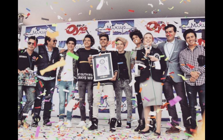 Los jóvenes agradecieron a sus fans y aseguraron que ese día se quedaría en el corazón. TWITTER / @CD9