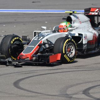 'Acabé la carrera, es algo bueno', dice Esteban Gutiérrez