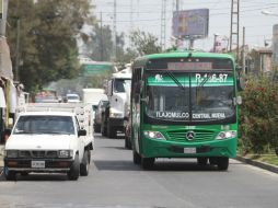 'Hay veces que nos llevan colgando, como animales', señaló un usuario del derrotero. EL INFORMADOR / R. Tamayo