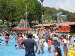 Es preferente evitar largas excursiones en coches o autobuses, sobre todo en climas muy cálidos. SUN / ARCHIVO