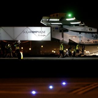 Avión solar completa primer tramo de travesía en EU