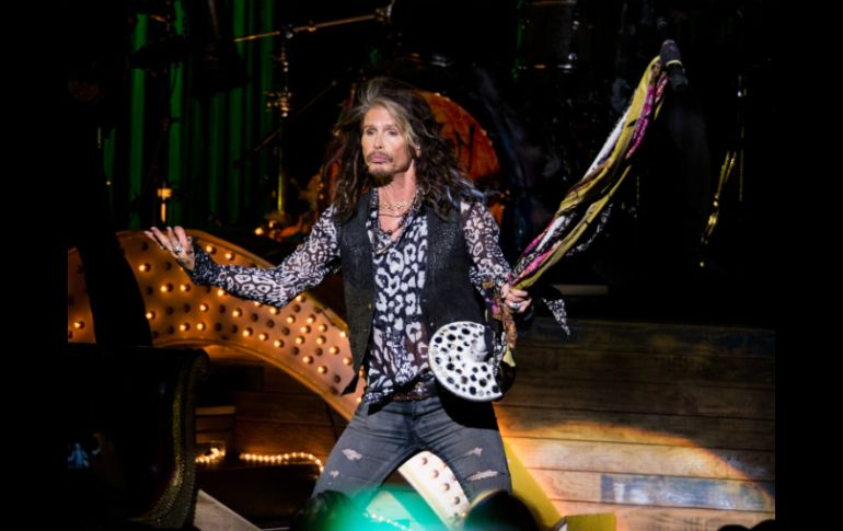 Steven decidió salir del tour sin sus compañeros de la banda, luego de incursionar en el género. AP / M. Zorn