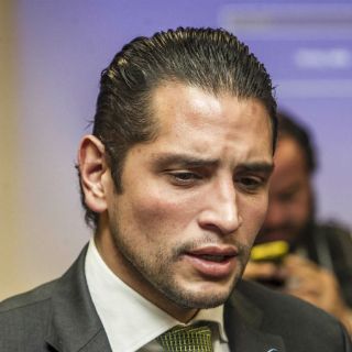 Fiscal confirma que investiga a diputado Aubry