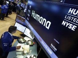 La misma tendencia reportaba el NYSE composite, que se colocó tras caída en 10 mil 288.39 unidades. AP / R. Drew