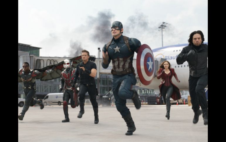 Evans señala que cuando los fans apoyan una cinta y es un mal producto comienza la desilusión y la apatía. AP / ARCHIVO