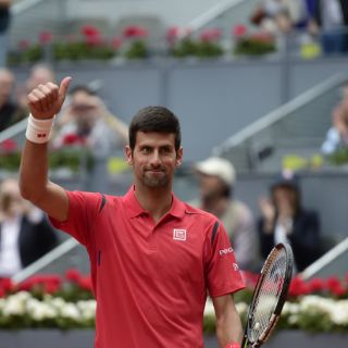 Djokovic avanza en Madrid tras vencer a Bautista