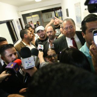 Giran orden de arresto contra Gerardo Ortiz