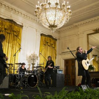 Maná sacude la Casa Blanca en concierto histórico